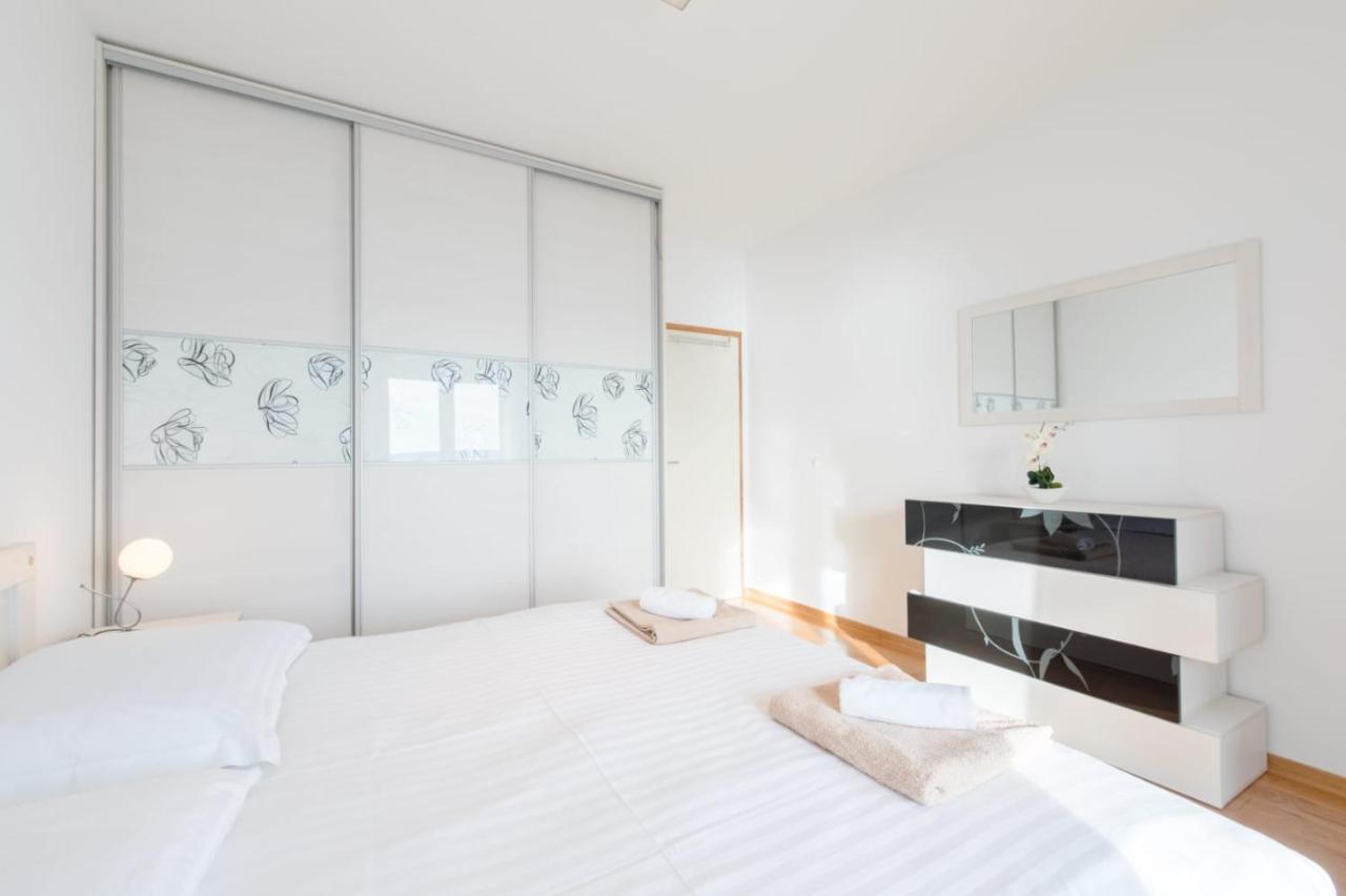 Apartmani Krilo Podstrana Ngoại thất bức ảnh